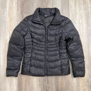 The North Face Women's Charcoal Black Quilted Puffer Jacket-size Medium